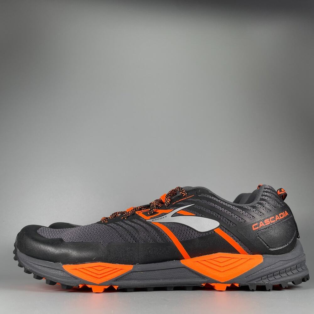 Brooks Cascadia 13 Men's 13 2E Wide Black Orange Trail Running Shoe Athletic EUC